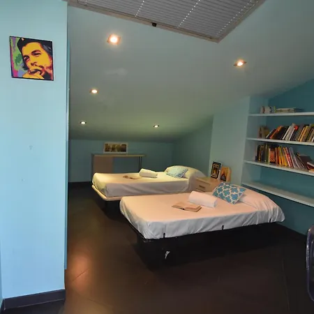 Rnet - Centre Apartment *