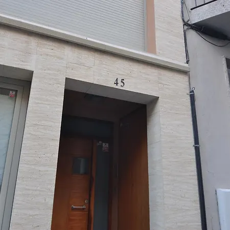 Rnet - Centre * Roses